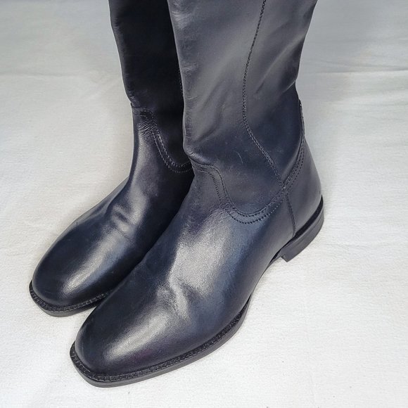 Women Round Toe Black Knee High Boot - Picture 2 of 7